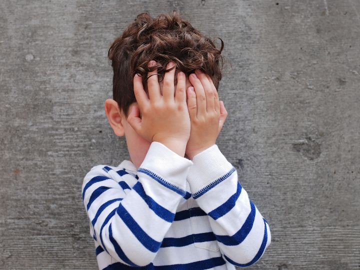 The Role of Physical Discomfort as an Establishing Operation in Shaping Behavior
