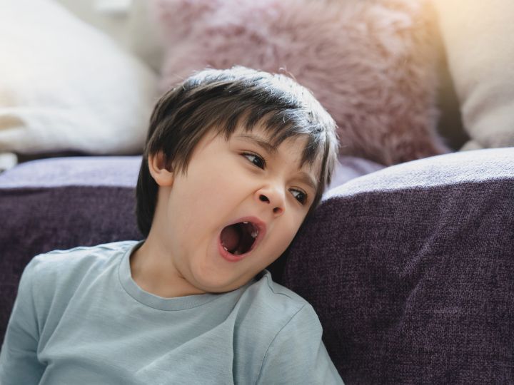 How Lack of Sleep Amplifies Emotional Reactivity